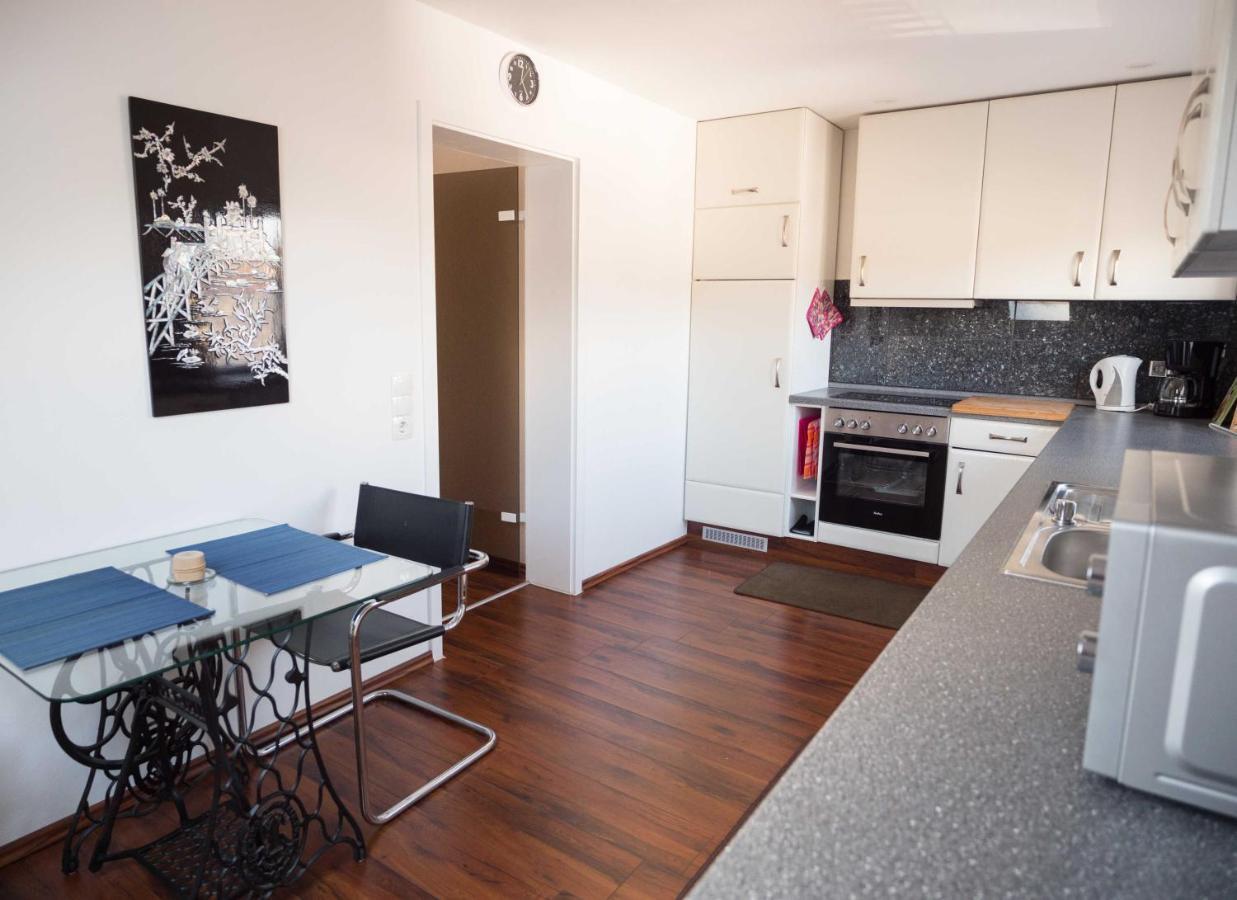 Ferienwohnung Moemlingtal Momlingen Δωμάτιο φωτογραφία